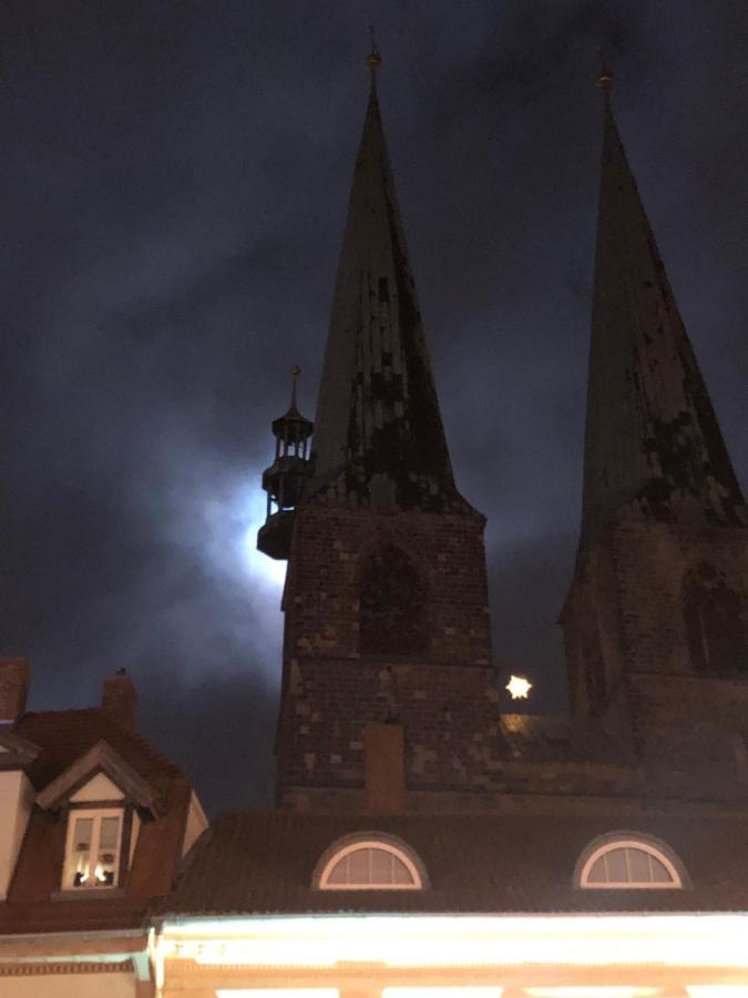 Appartamento Am Mathildenbrunnen Gross Quedlinburg Esterno foto